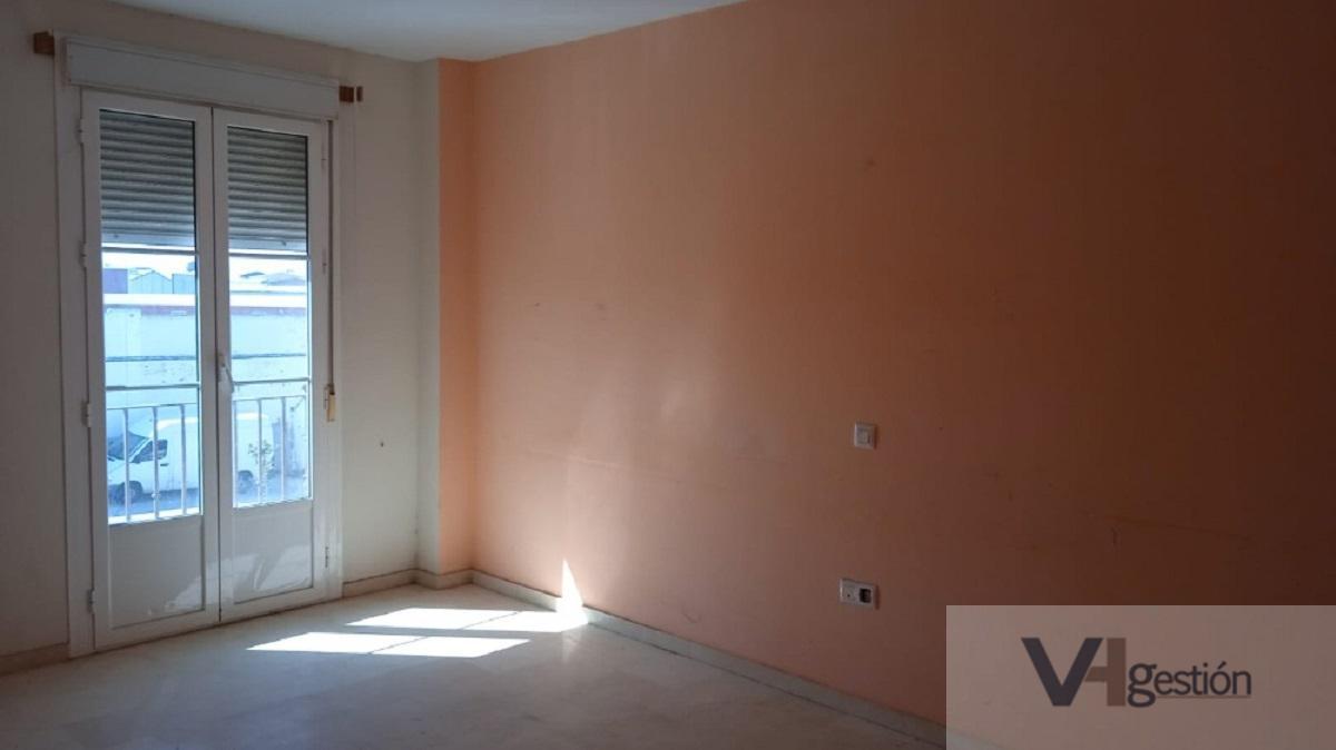 For sale of flat in Marchena