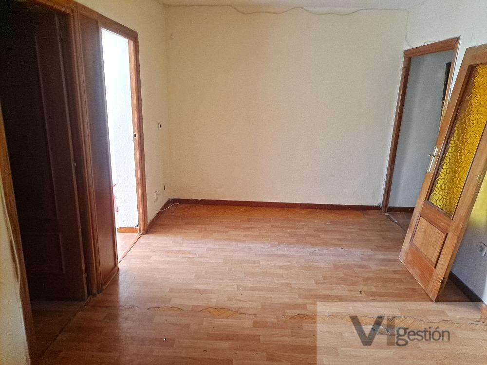 For sale of flat in Madrid