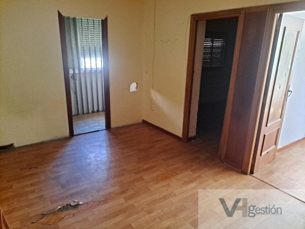 For sale of flat in Madrid
