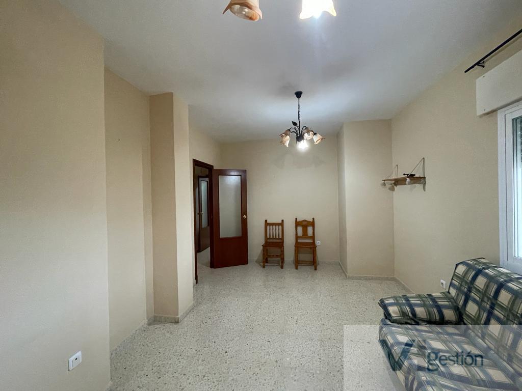 For sale of flat in Villamartín