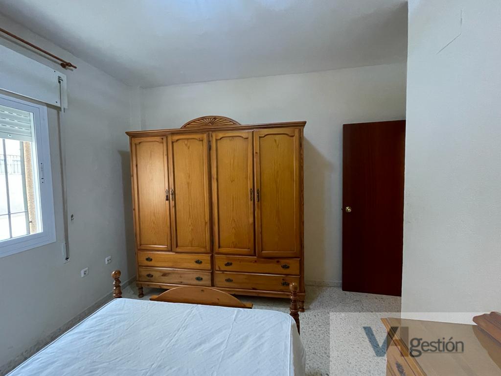 For sale of flat in Villamartín