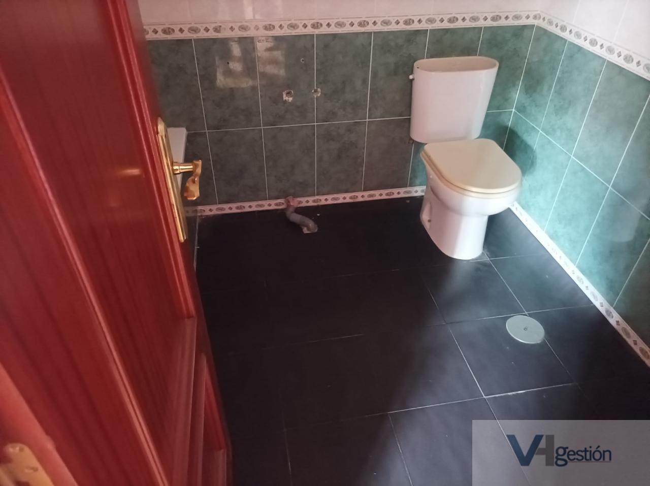 For sale of house in Guillena