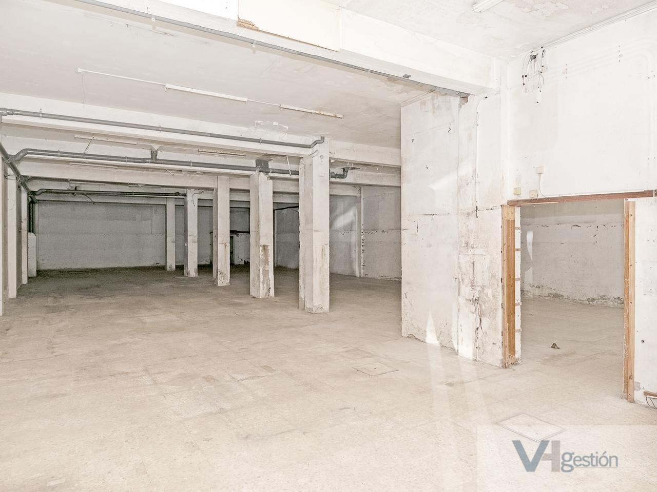 Venta de local comercial en Sevilla