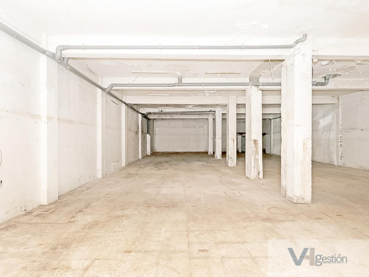 Venta de local comercial en Sevilla