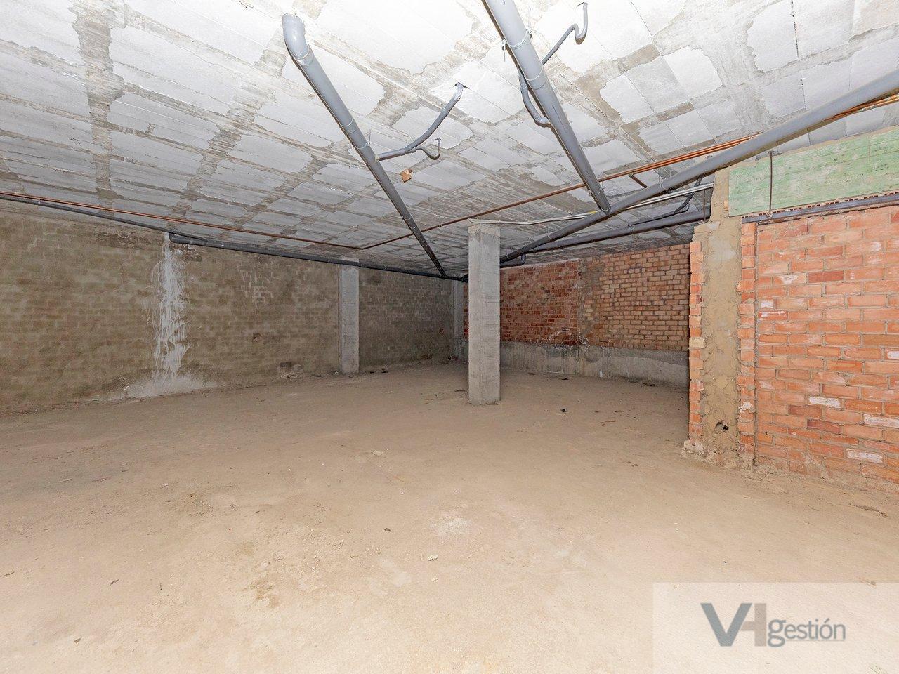 Venta de local comercial en Castilleja de la Cuesta