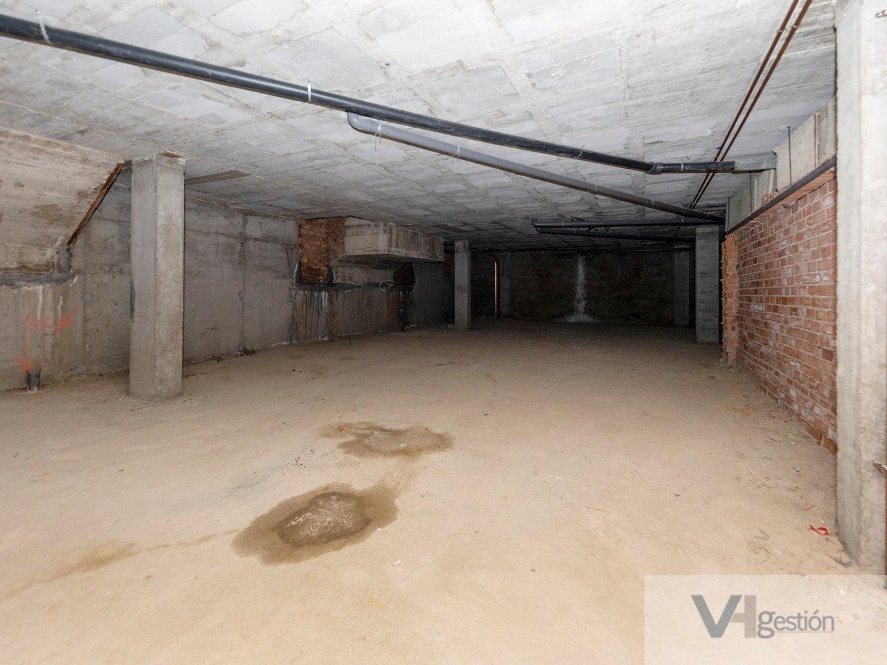 Venta de local comercial en Castilleja de la Cuesta