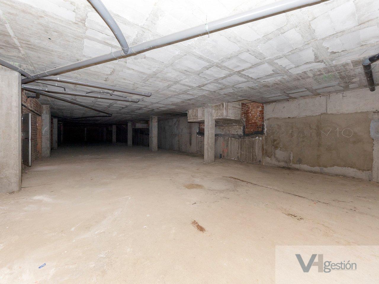 Venta de local comercial en Castilleja de la Cuesta