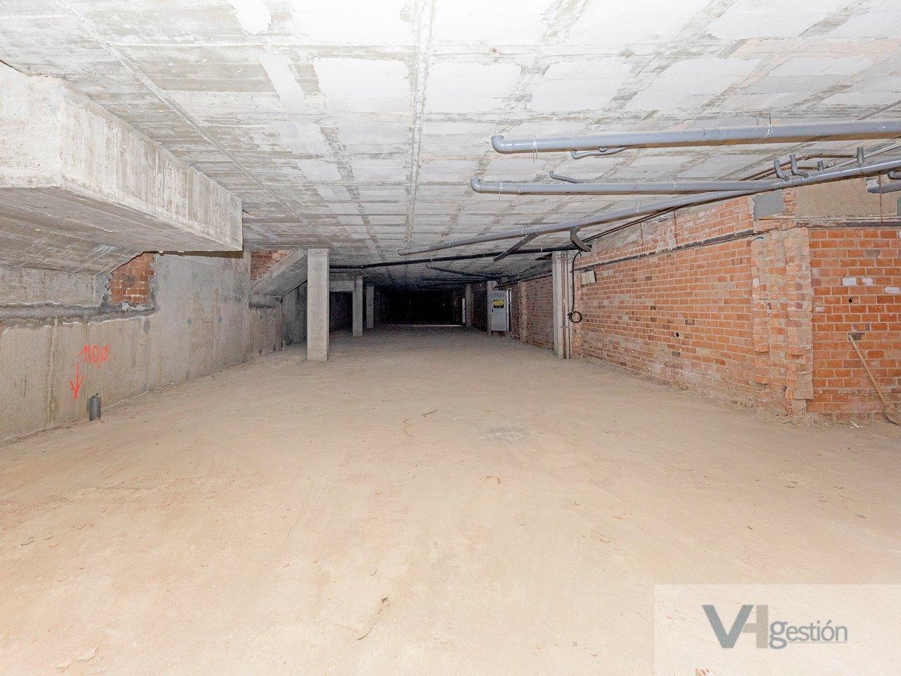 Venta de local comercial en Castilleja de la Cuesta