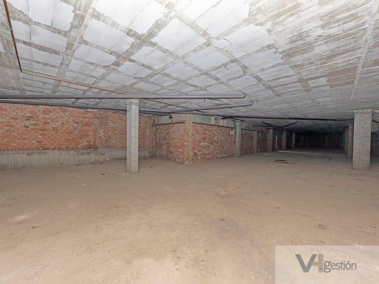 Venta de local comercial en Castilleja de la Cuesta