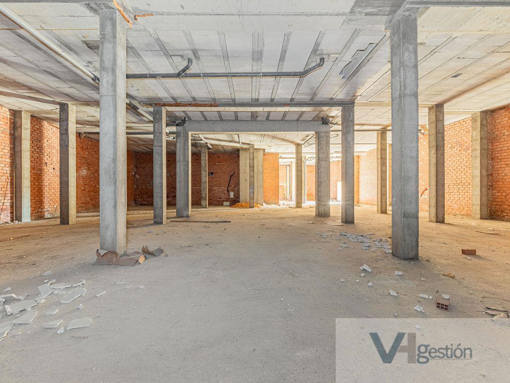 For sale of commercial in Mairena del Aljarafe