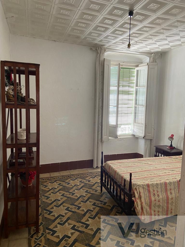 For sale of house in Villamartín