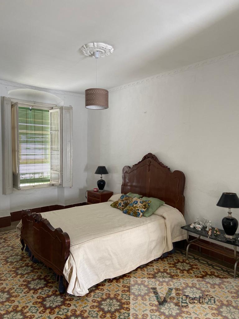 For sale of house in Villamartín