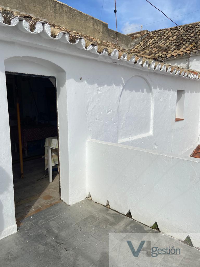 For sale of house in Villamartín