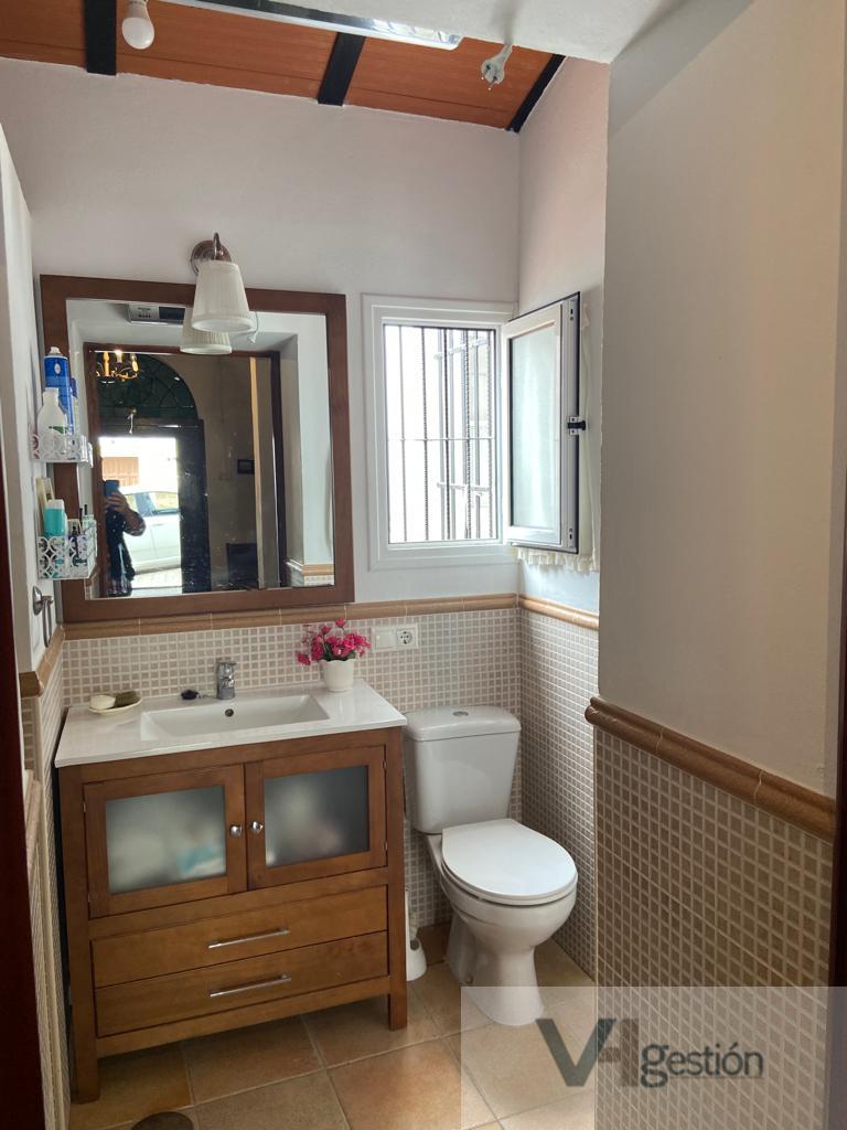 For sale of house in Villamartín