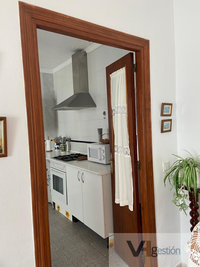 For sale of house in Villamartín