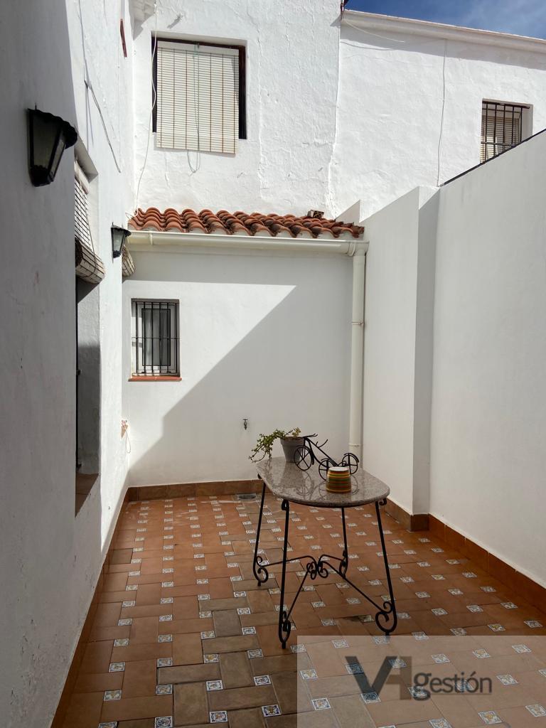 For sale of house in Villamartín