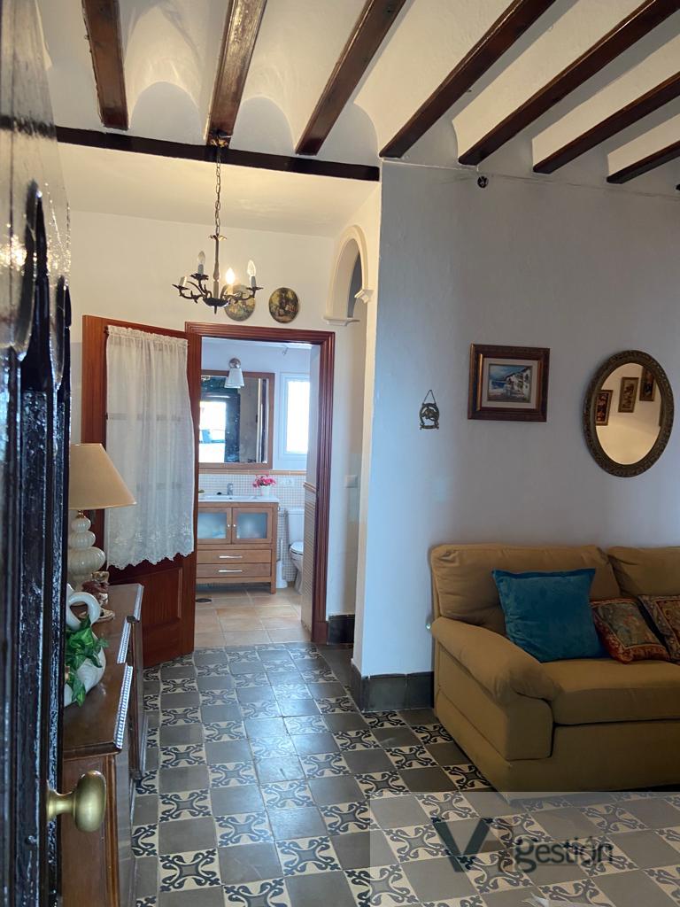 For sale of house in Villamartín