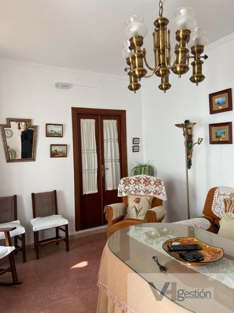 For sale of house in Villamartín