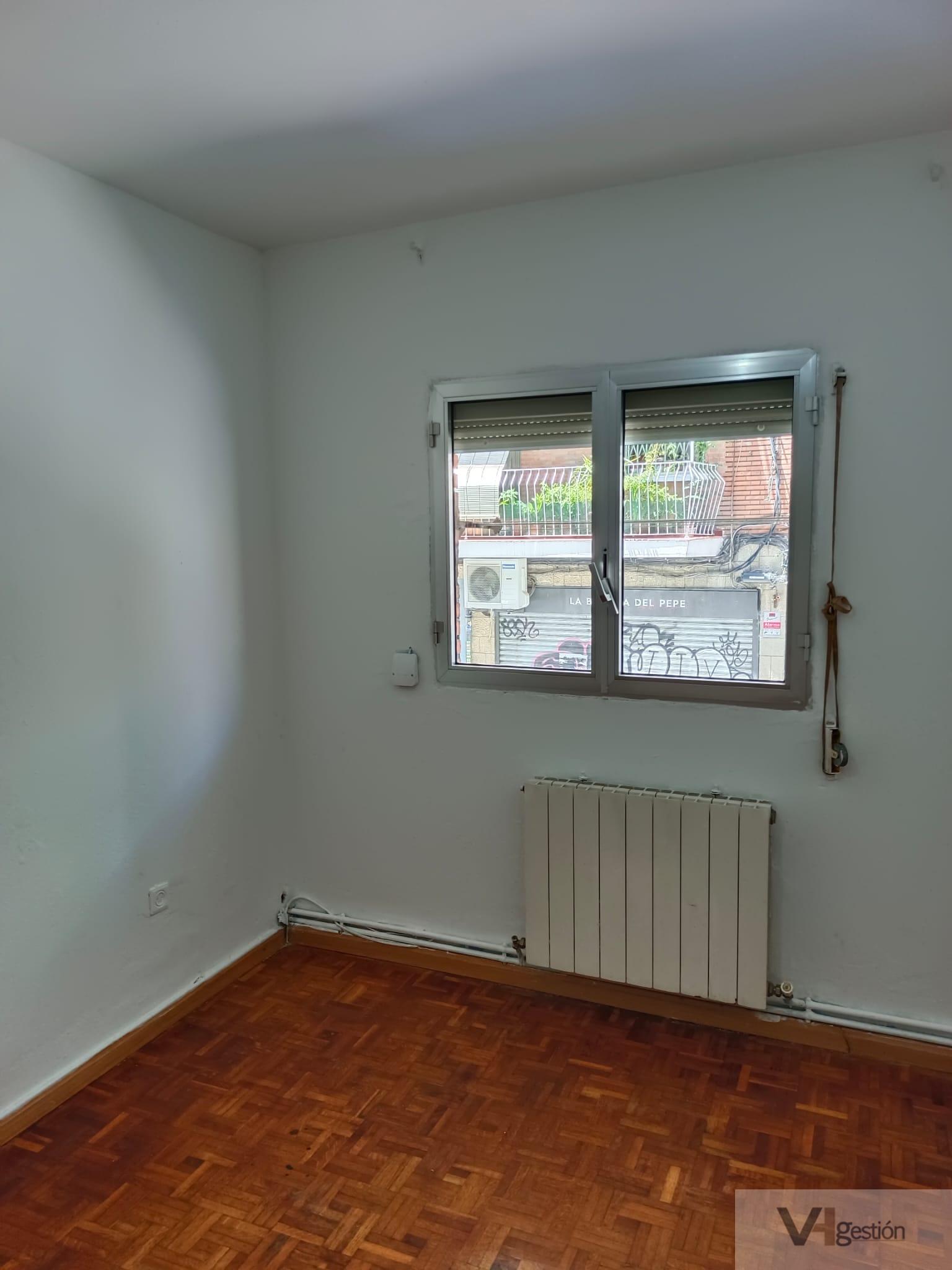 For sale of flat in Madrid