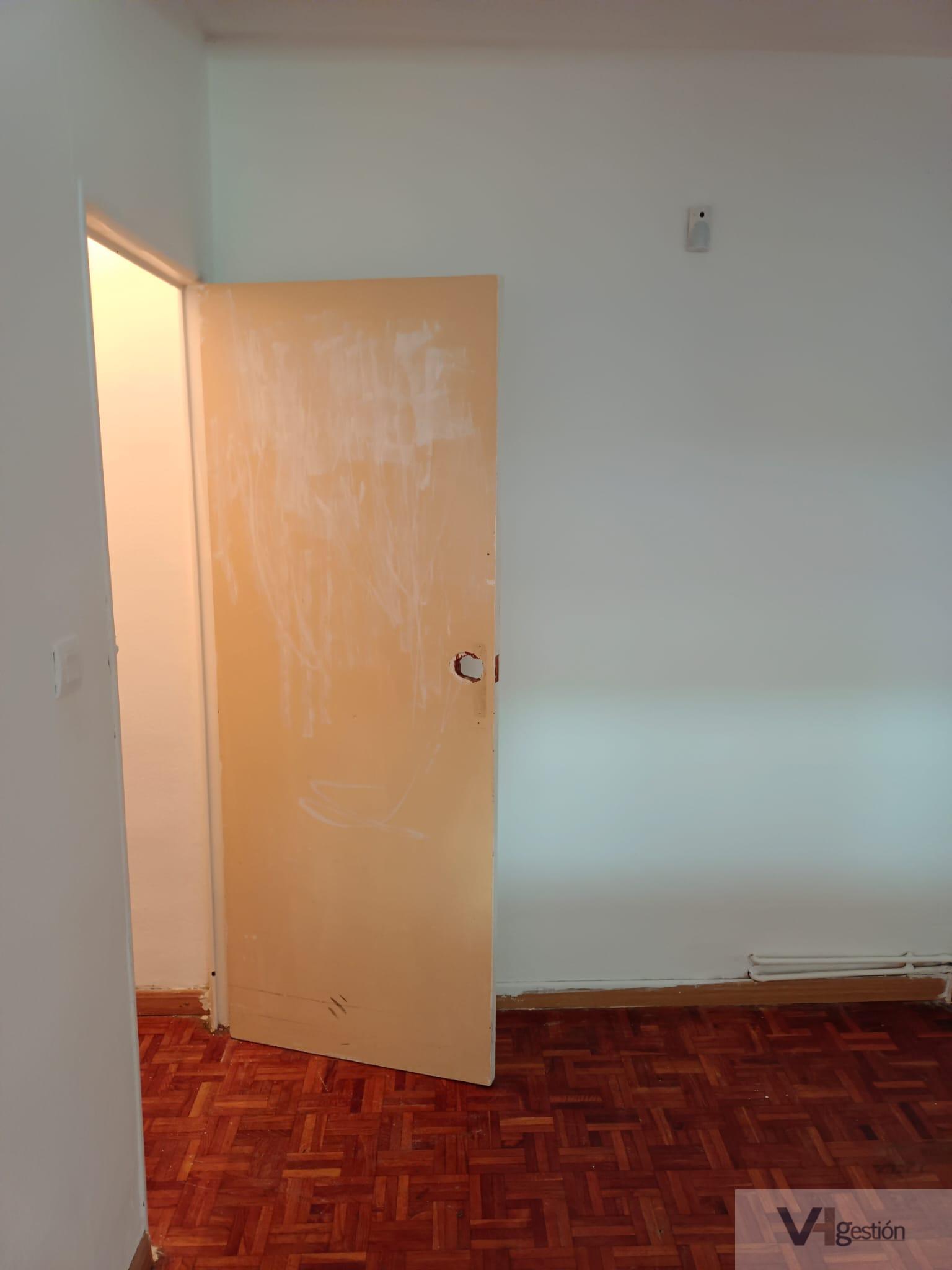 For sale of flat in Madrid