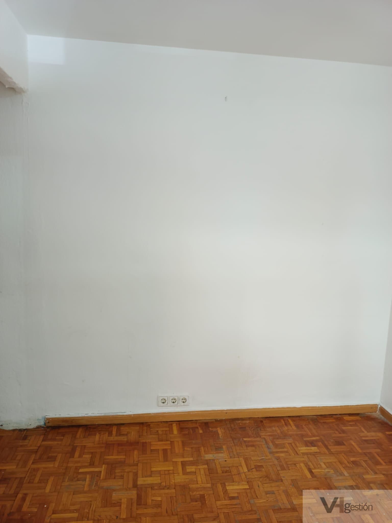 For sale of flat in Madrid