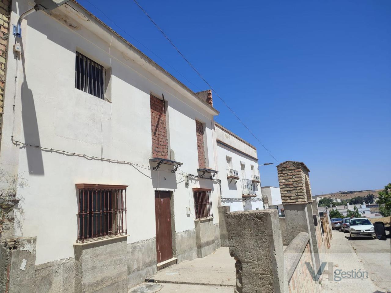 For sale of house in Lebrija