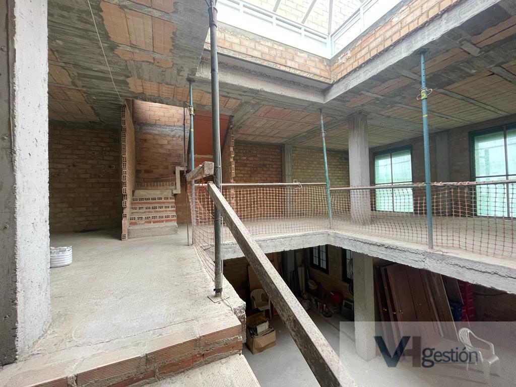 For sale of house in Villamartín