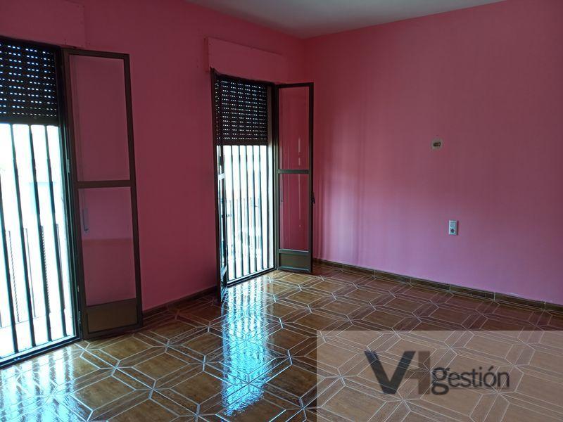 For sale of house in Olivares