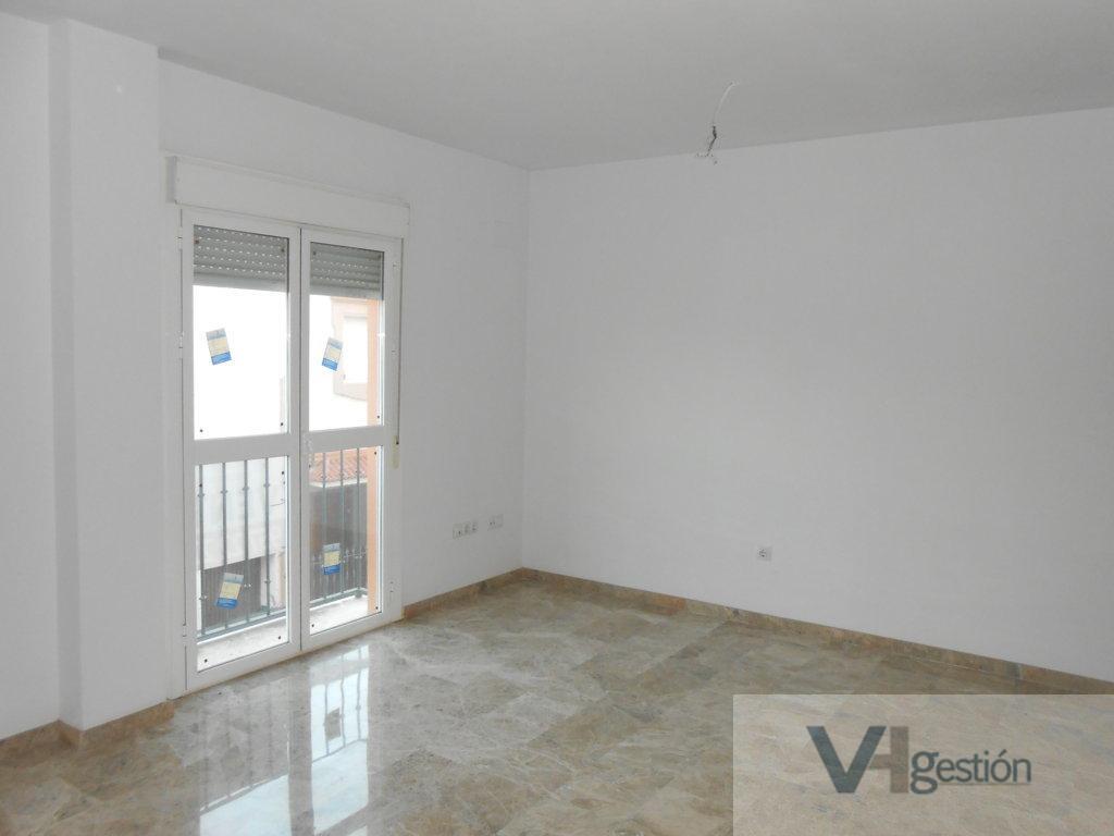For sale of flat in Alcolea del Río