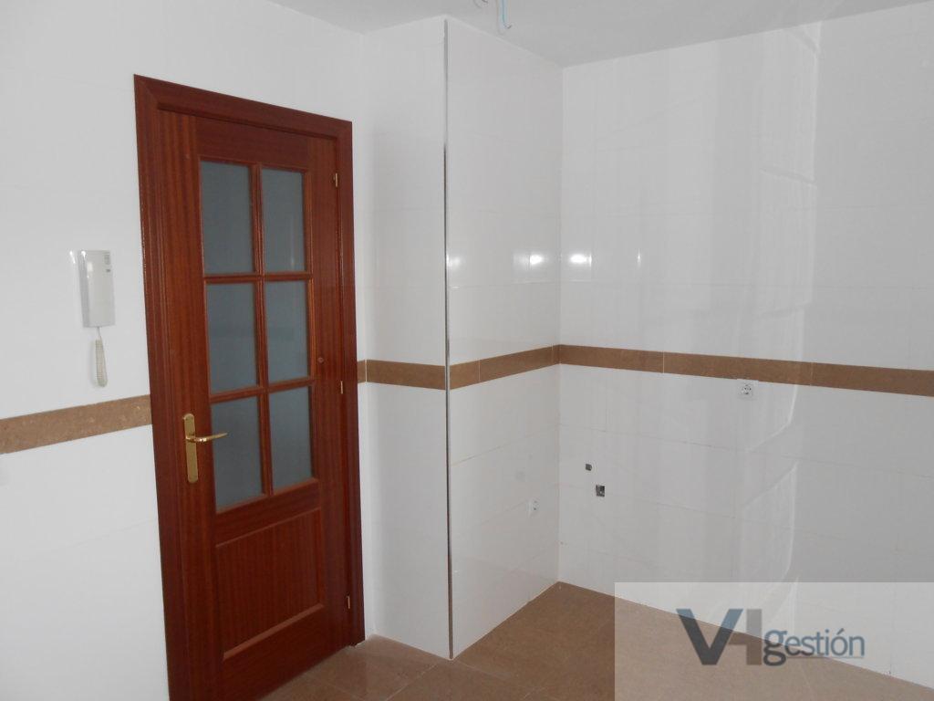 For sale of flat in Alcolea del Río