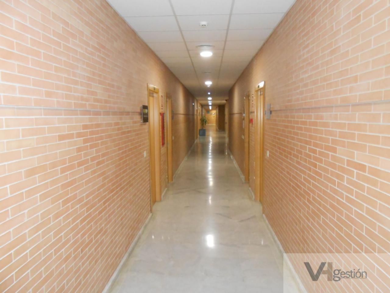 For sale of office in Sevilla
