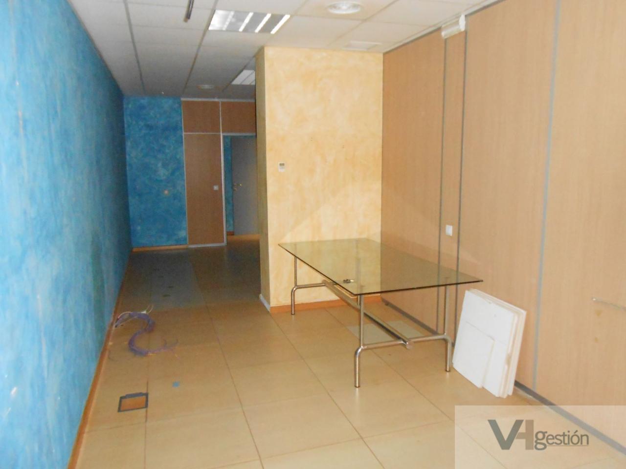 For sale of office in Sevilla