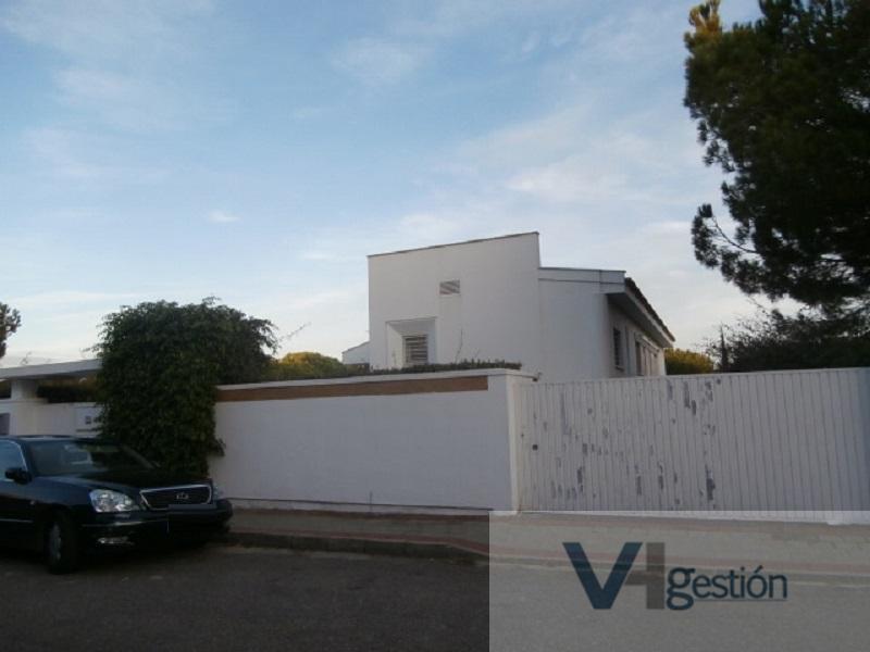 For sale of chalet in Aljaraque