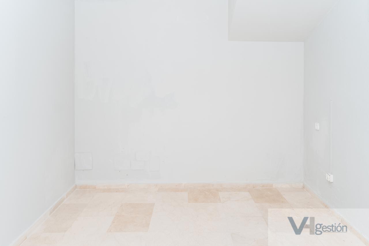 For sale of commercial in Huelva