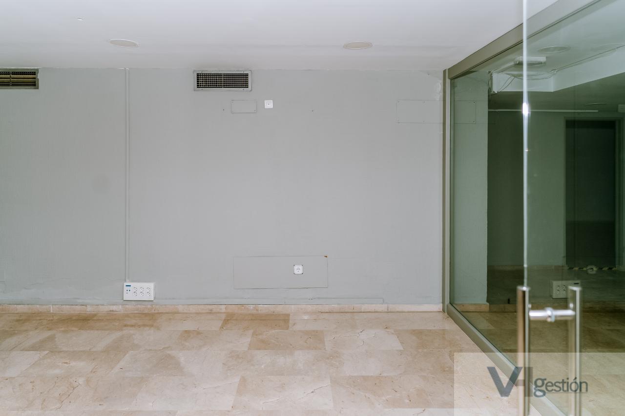 For sale of commercial in Huelva