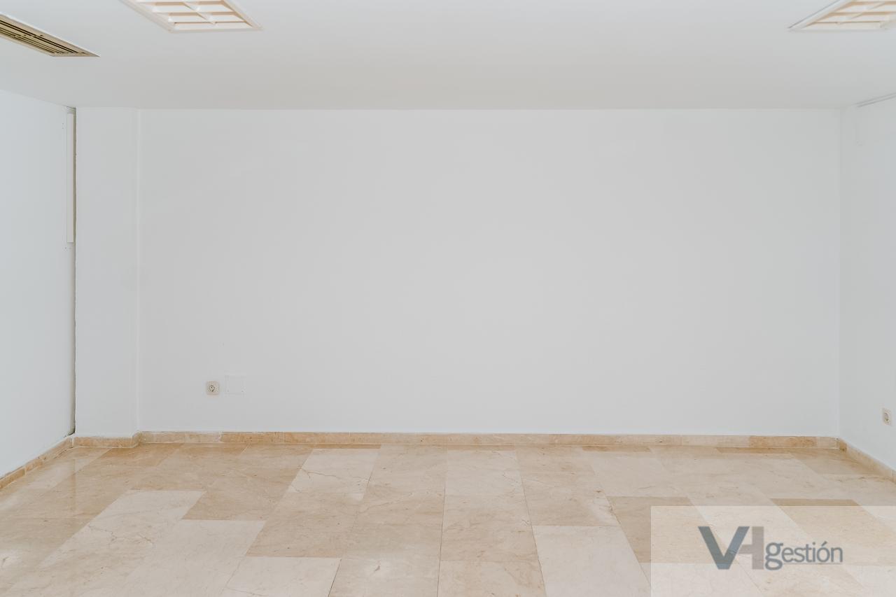 For sale of commercial in Huelva