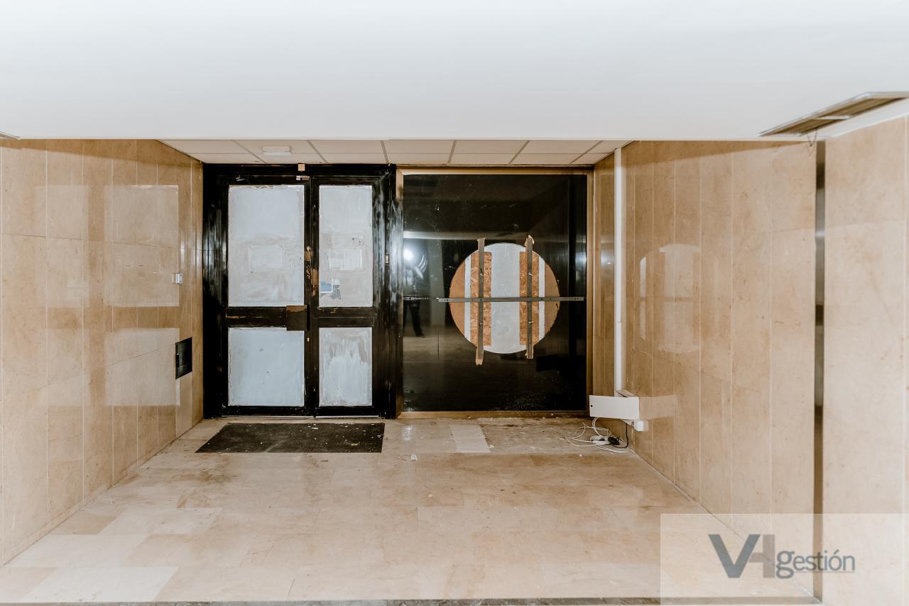 For sale of commercial in Huelva
