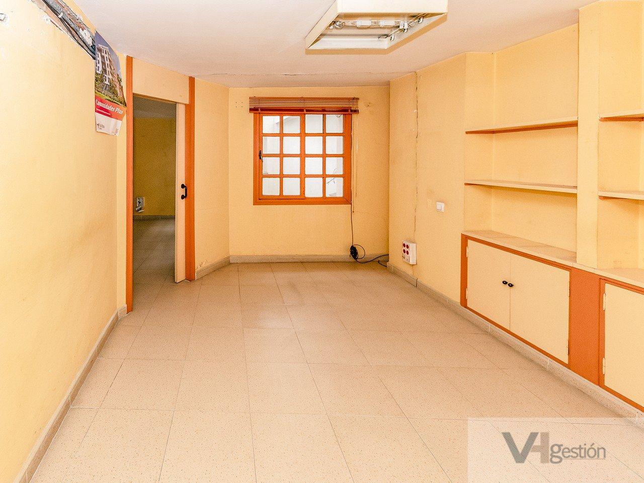 For sale of commercial in Huelva