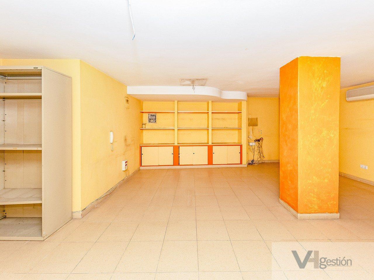 For sale of commercial in Huelva