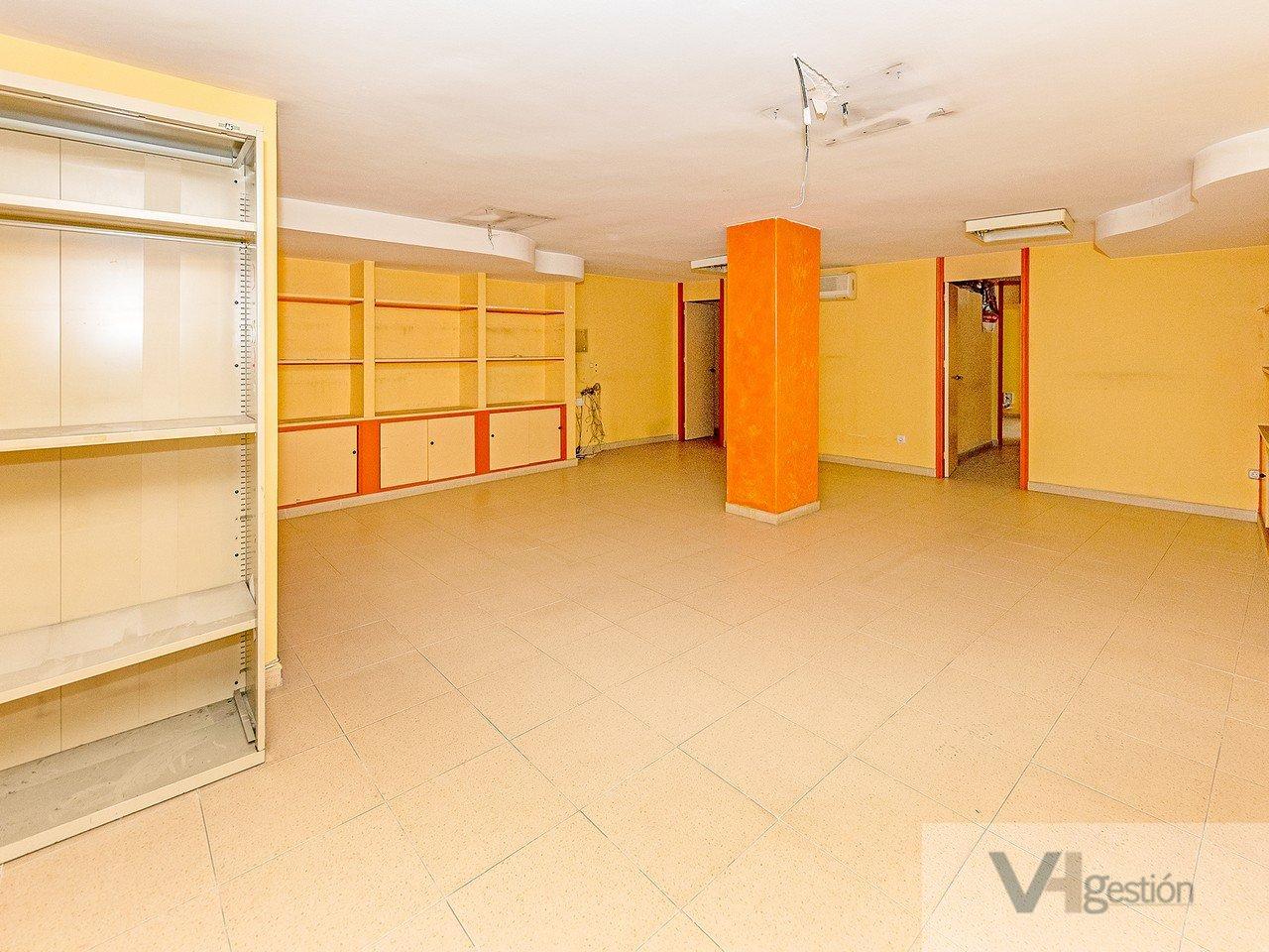 For sale of commercial in Huelva