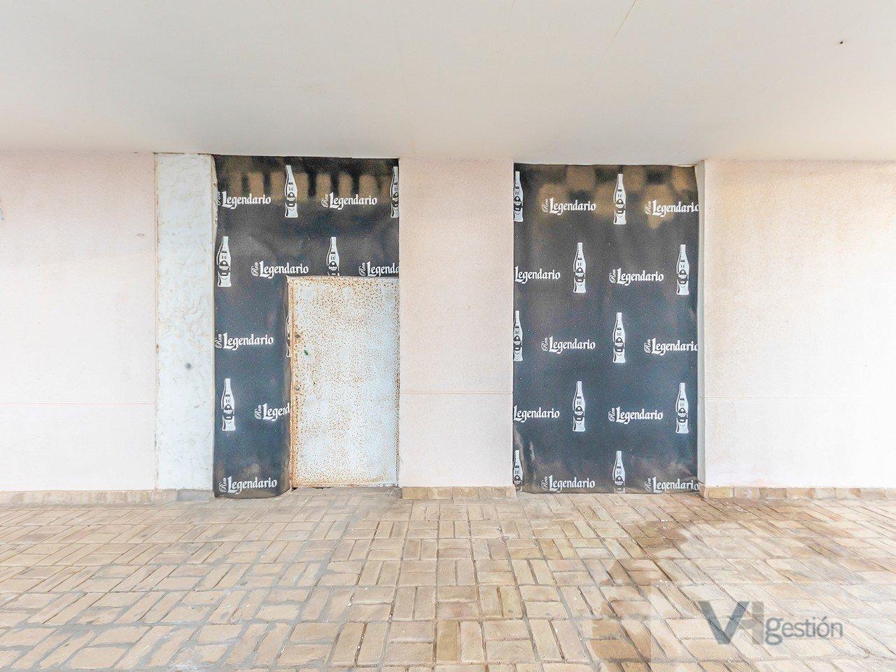 For sale of commercial in Isla Cristina