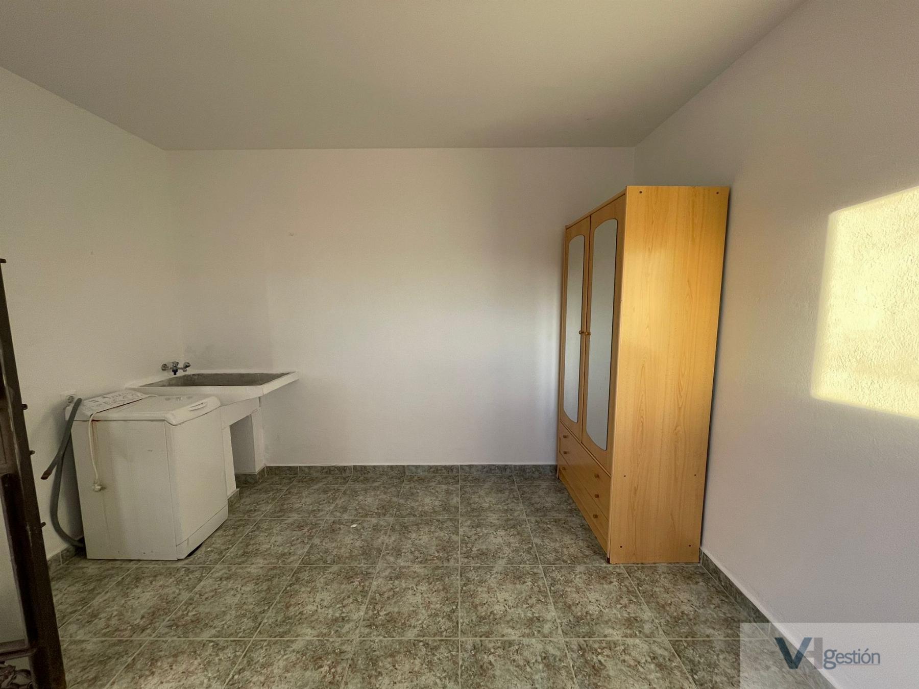 For sale of house in Villamartín