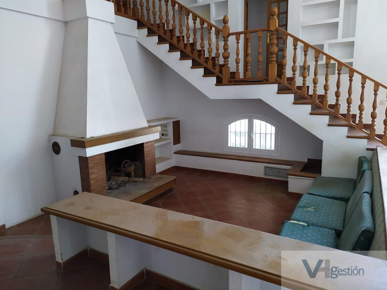 For sale of chalet in Gines