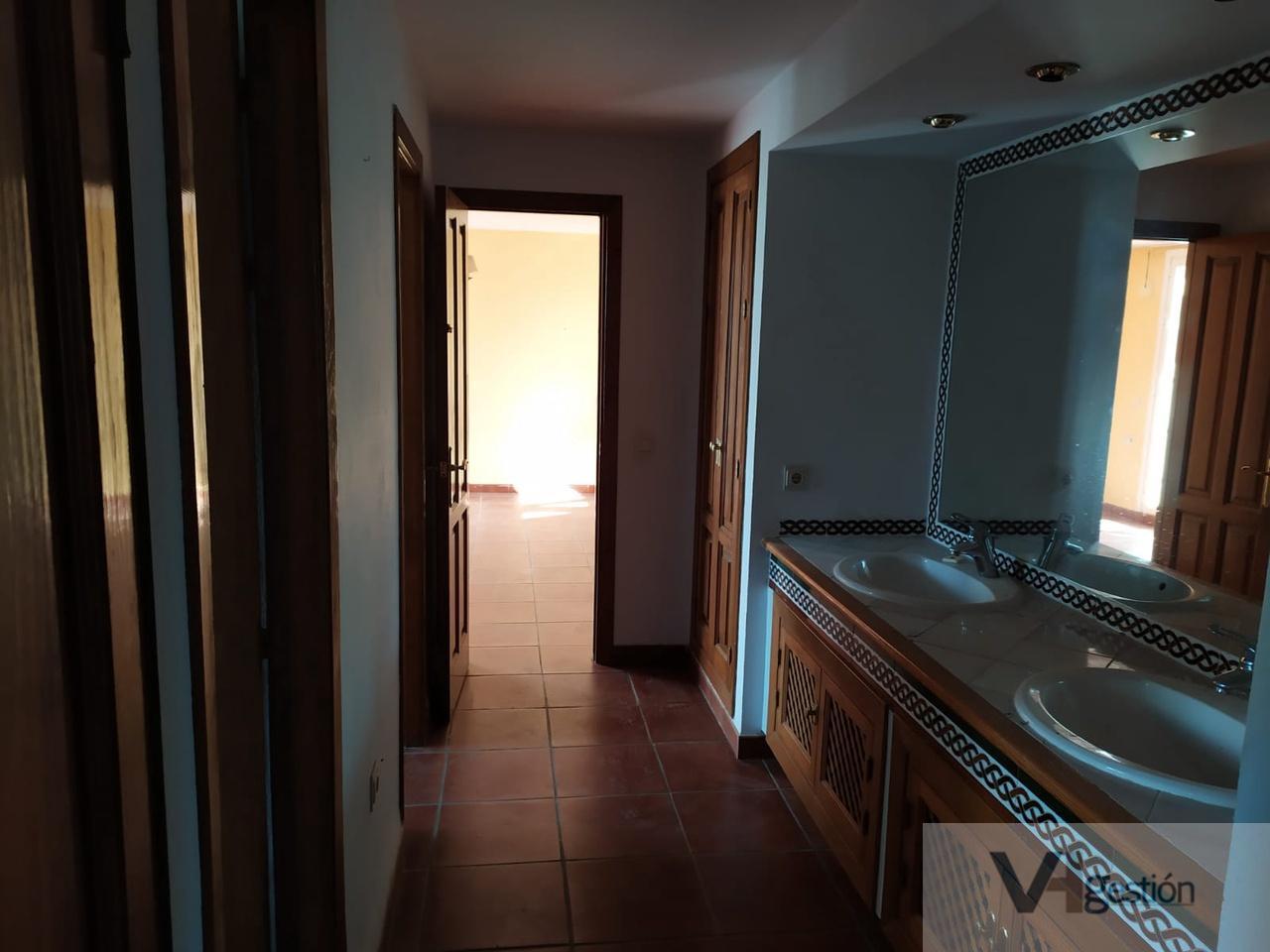 For sale of chalet in Gines