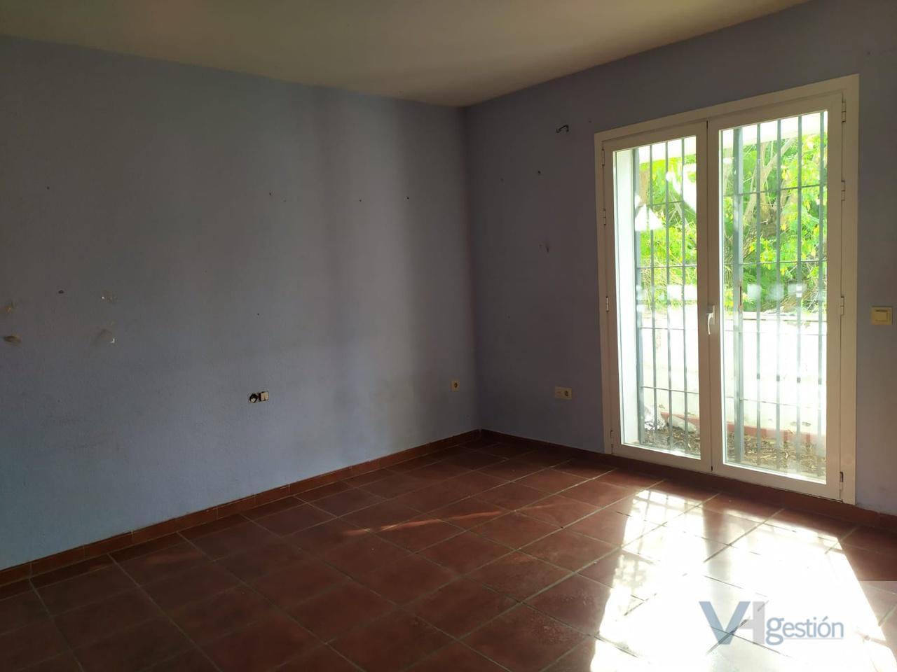 For sale of chalet in Gines