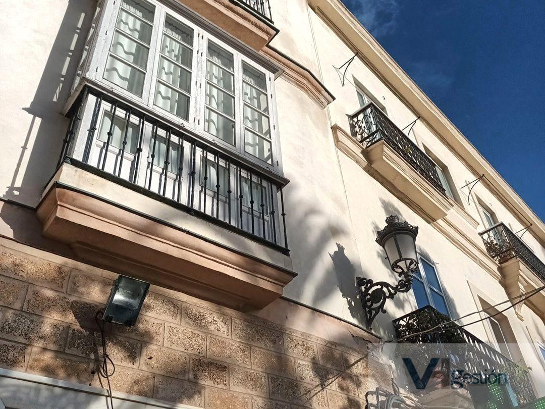 For sale of flat in Cádiz