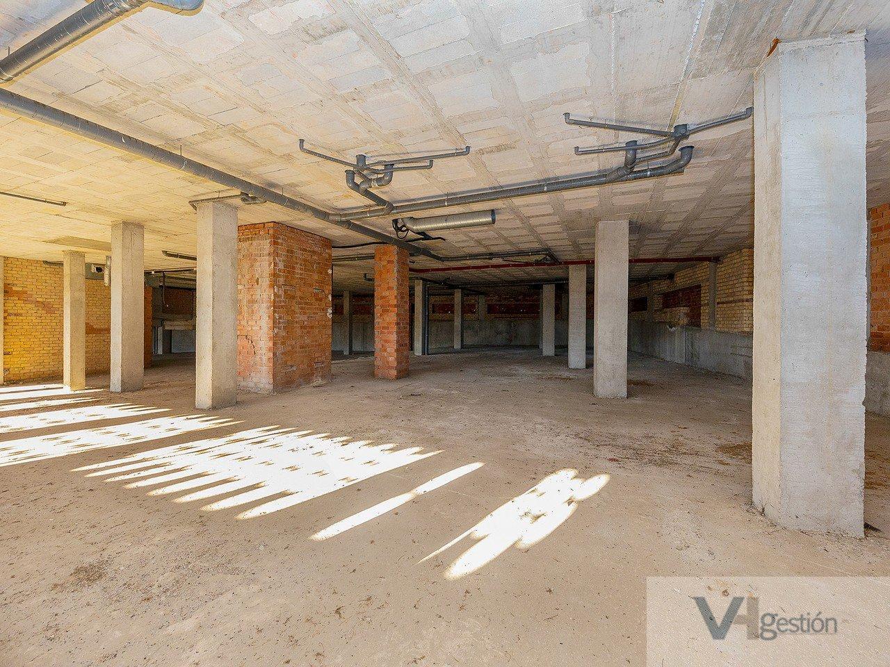 For sale of commercial in Alcalá de Guadaíra