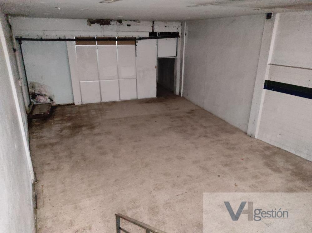 For sale of commercial in Alcalá de Guadaíra