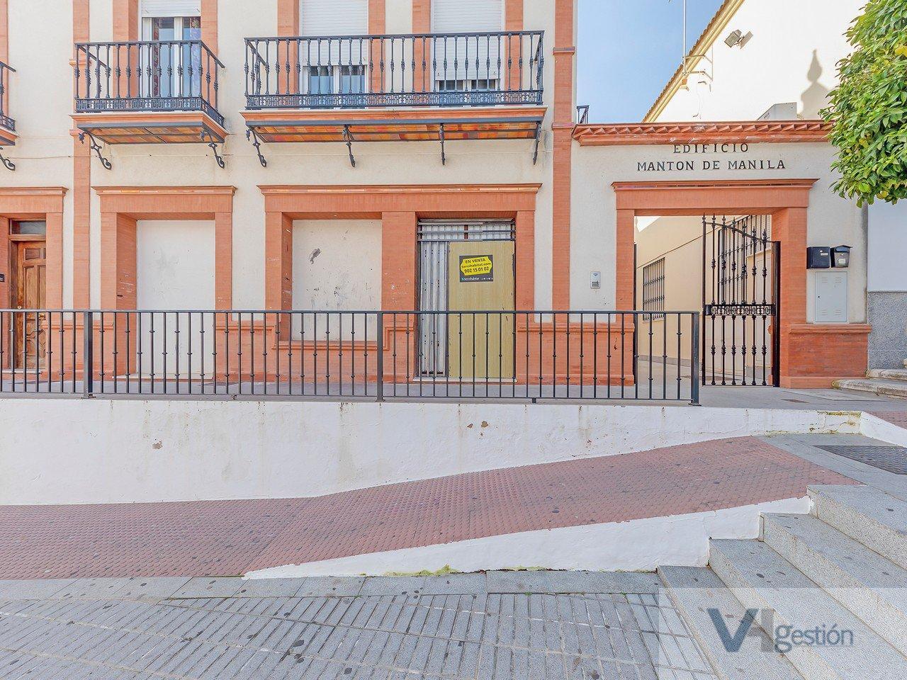 Venta de local comercial en Carrión de los Céspedes