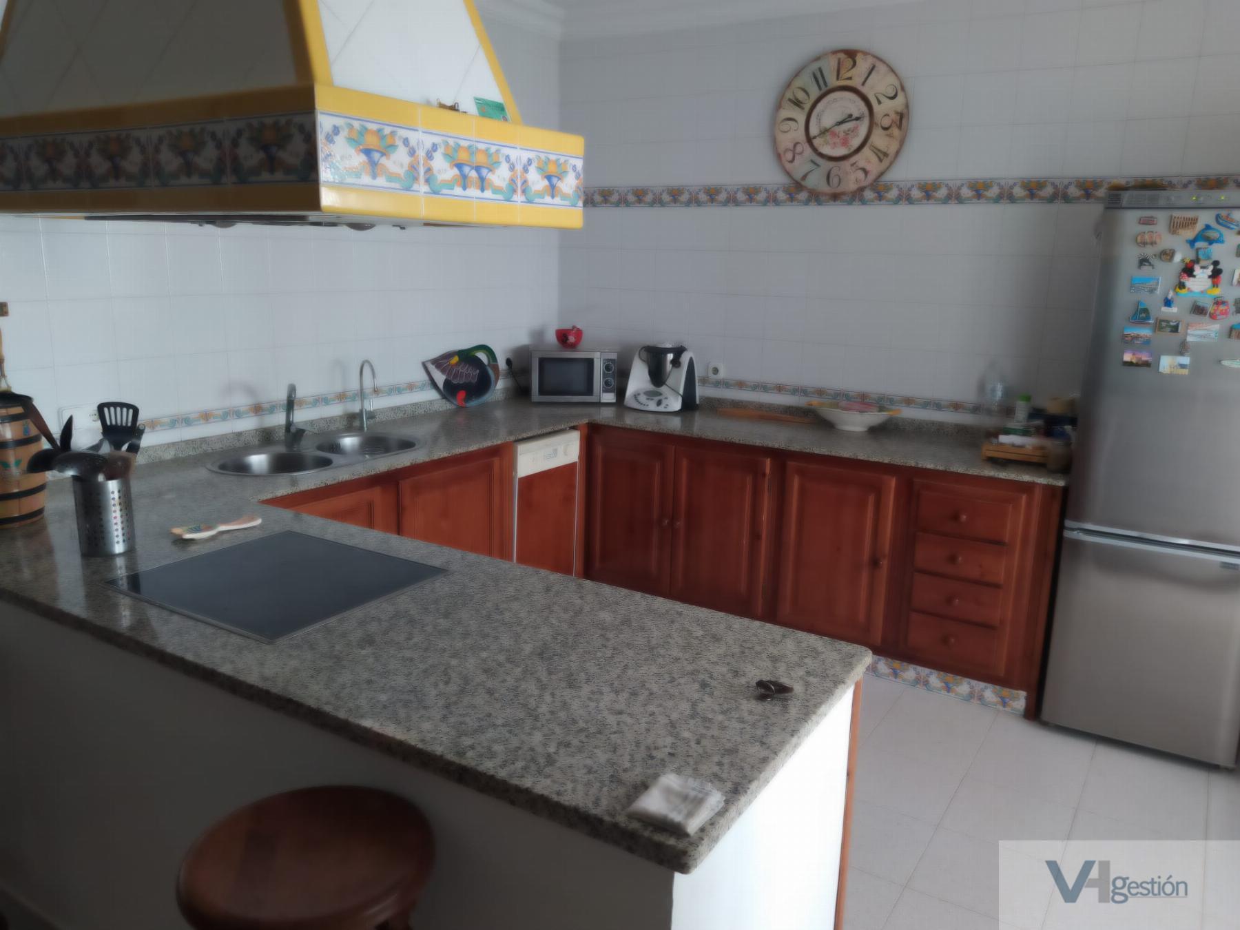 For sale of house in Villamartín